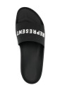 logo-en-relief-sneaker-noir-semelle-en-caoutchouc