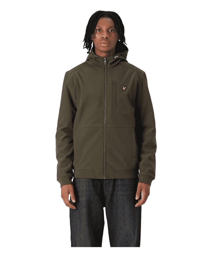 veste-softshell-a-capuche-et-col-cheminee
