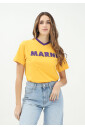 t-shirt-jaune-col-en-v-avec-logo-violet