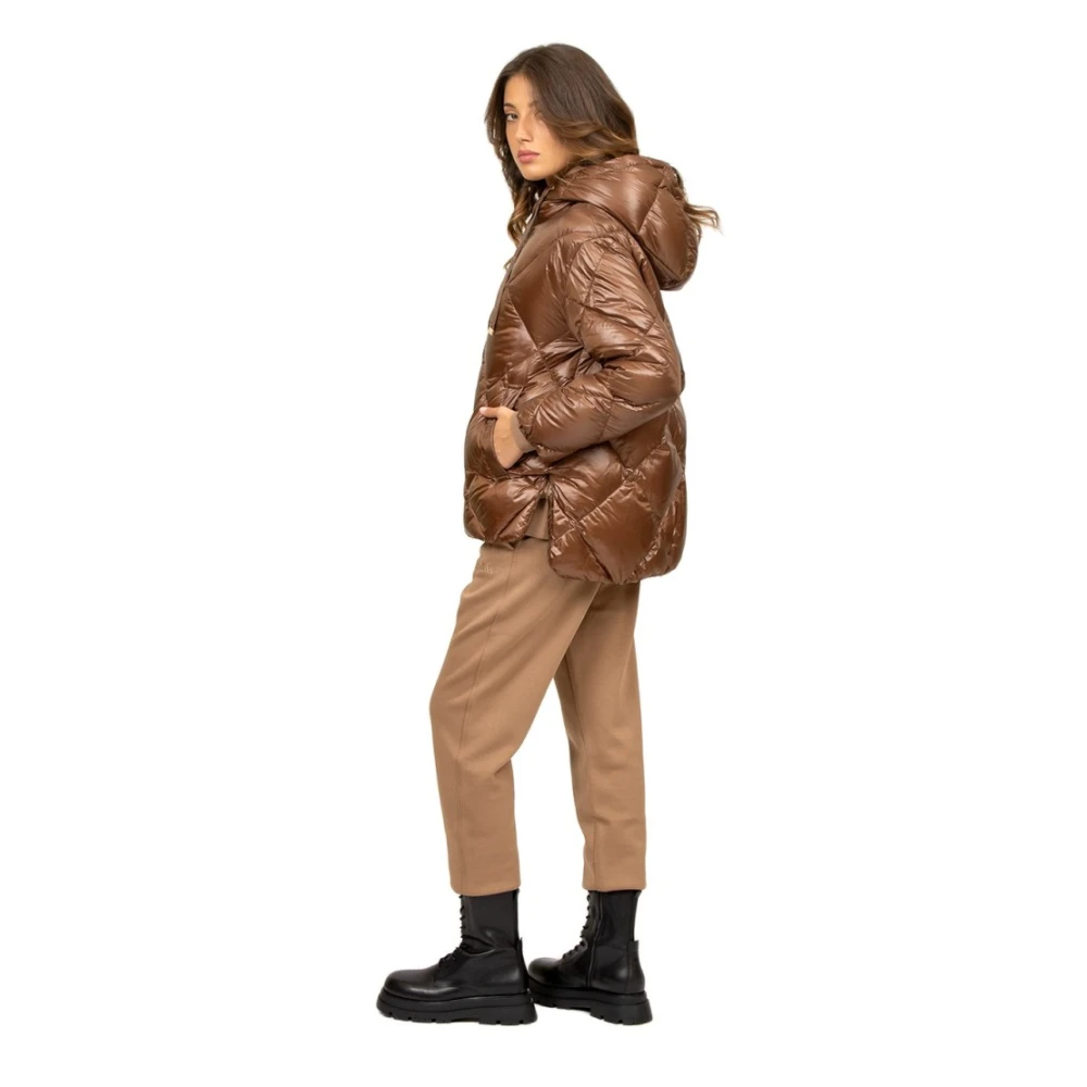 Max Mara Gewatteerde Kameel Donsjas Brown Dames