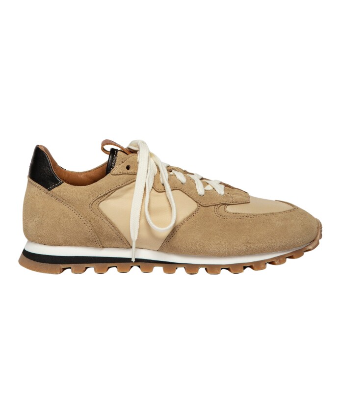 zand-suede-runner-met-zwarte-details