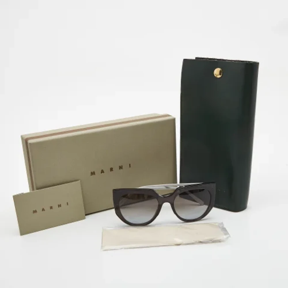 Marni Pre-owned Acetate sunglasses Gray Dames
