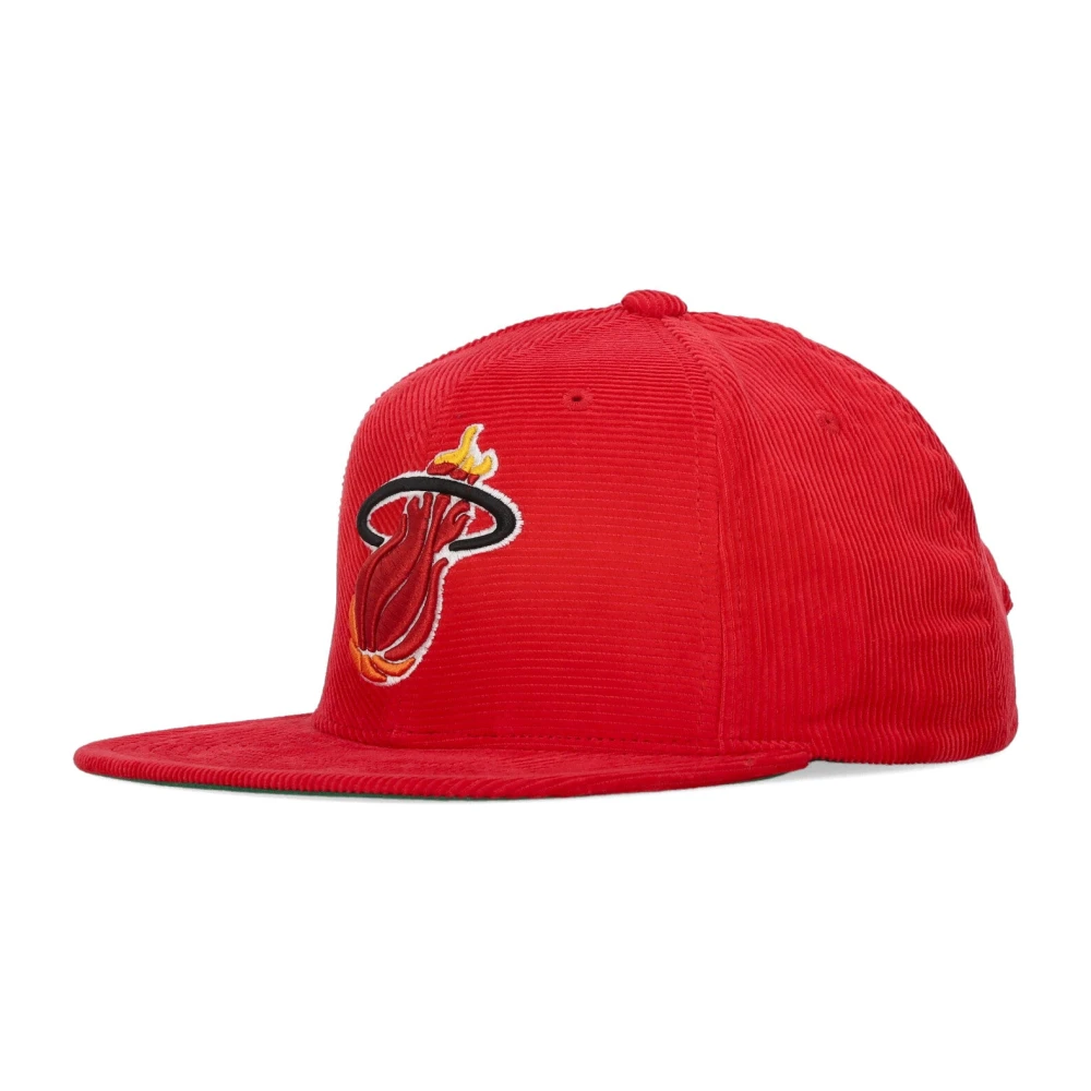 Mitchell & Ness Miami Heat Velvet Flat Brim Cap Red Heren