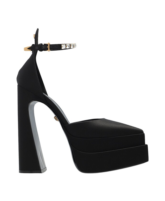 high-heel-sandals