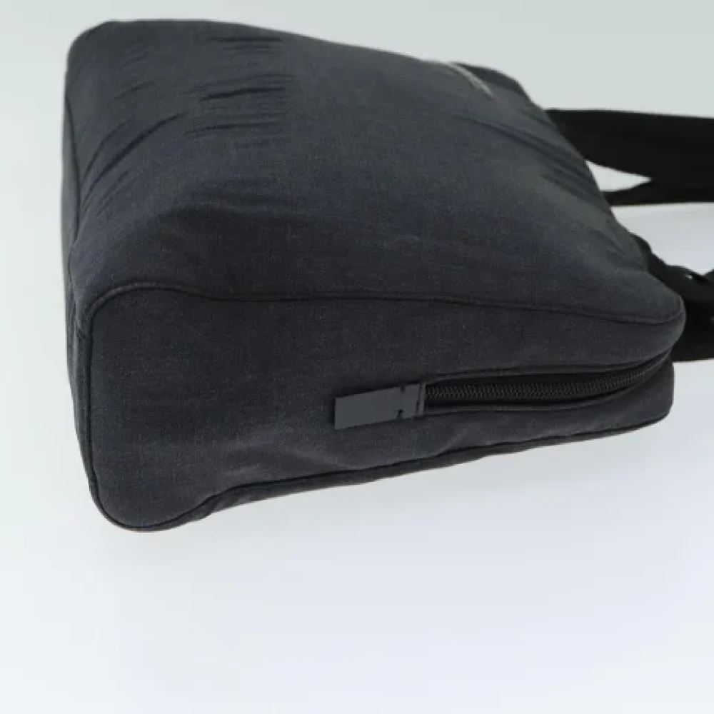 Prada Vintage Pre-owned Nylon handbags Gray Dames