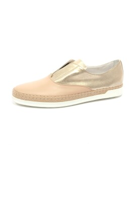 chaussures-en-rafia-et-cuir-fabriquees-en-italie