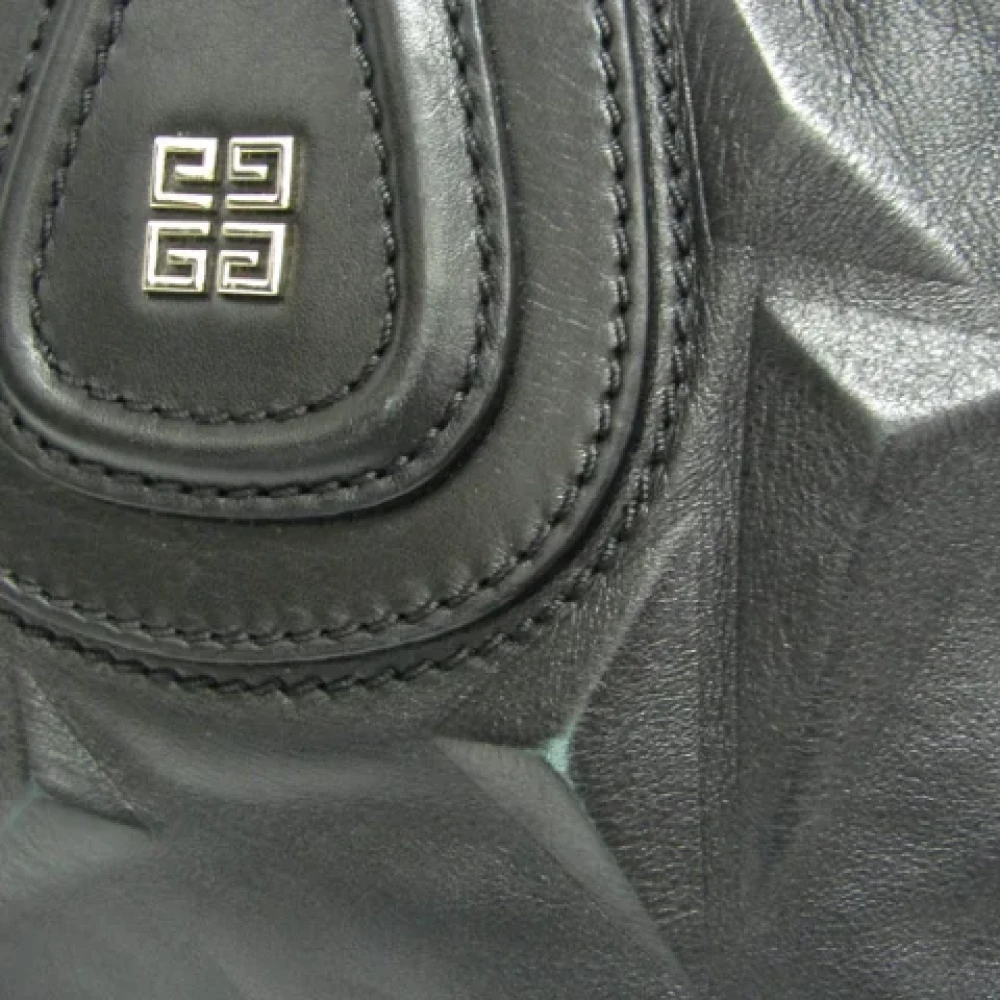 Givenchy Pre-owned Leather handbags Black Dames