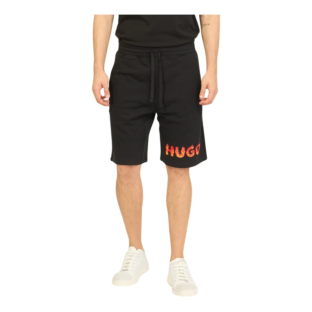 Hugo Boss Zwarte Casual Bermuda Shorts met Vlam Logo Black Heren
