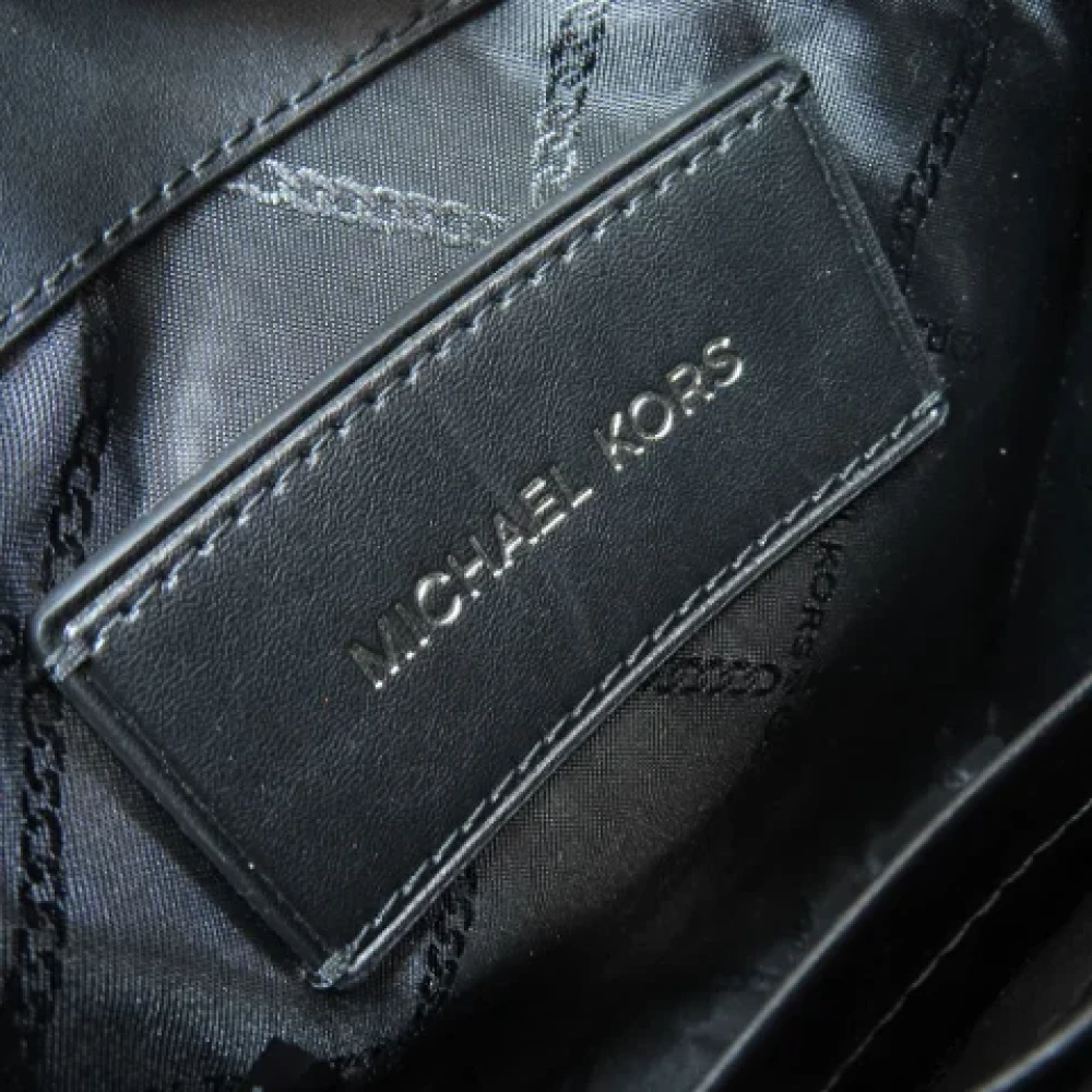 Michael Kors Pre-owned Plastic handbags Black Dames