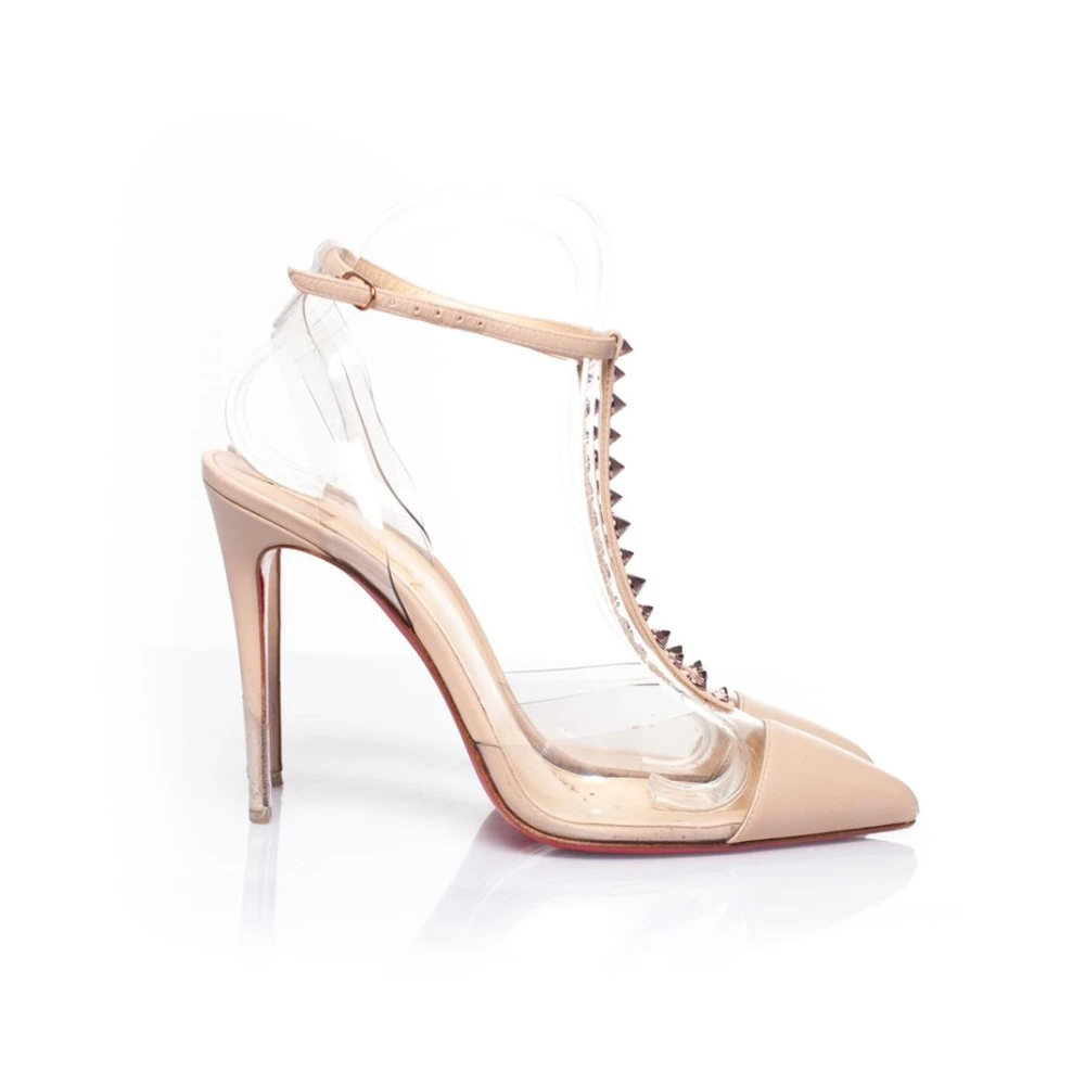 Christian Louboutin Pre-owned Tweedehands So Kate Studded T-strap Pump