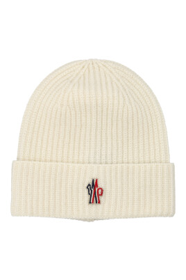 white-ribbed-beanie-hat-aw24