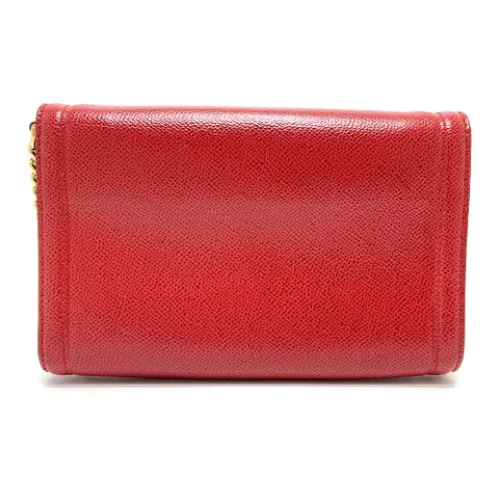 Salvatore Ferragamo Pre-owned Leather shoulder-bags Red Dames