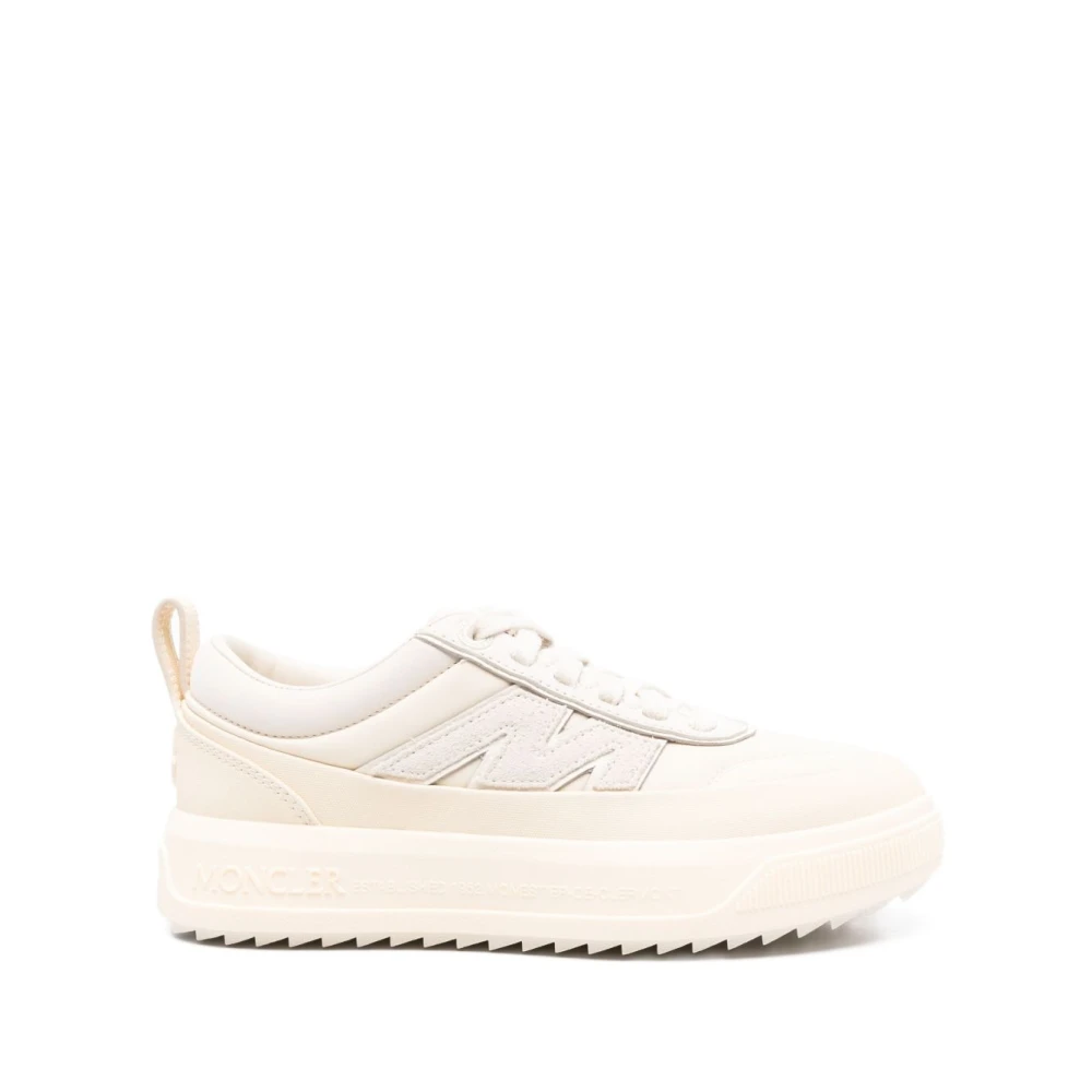 Moncler Sneakers met Stijlvol Ontwerp Dames Schoenen Beige
