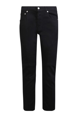 black-skinny-jeans-aw23
