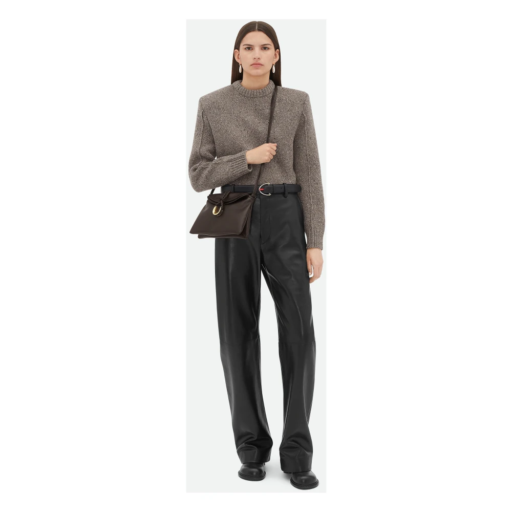 Bottega Veneta Bruine leren schoudertas met sluiting Brown Dames