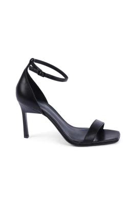 Svarta Läderhöga Klackar Sandaler