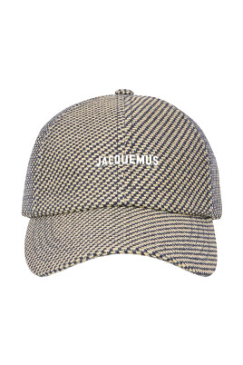 multicolour-hats-for-all-head-sizes