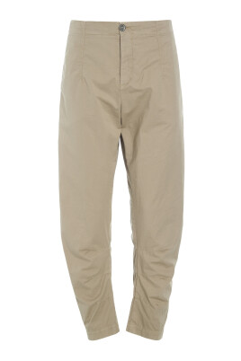 ruched-willow-pants-senmei-model
