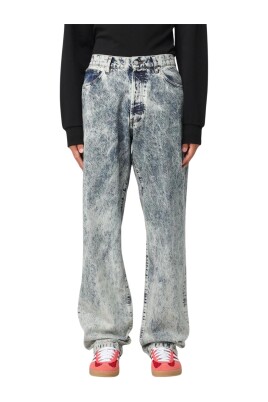 jean-large-jambe-acid-wash