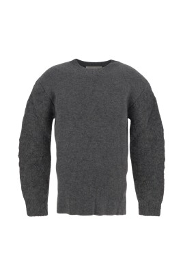 round-neck-pullover