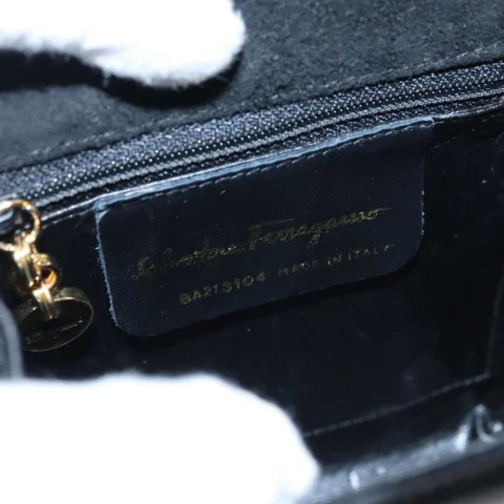 Salvatore Ferragamo Pre-owned Leather shoulder-bags Black Dames