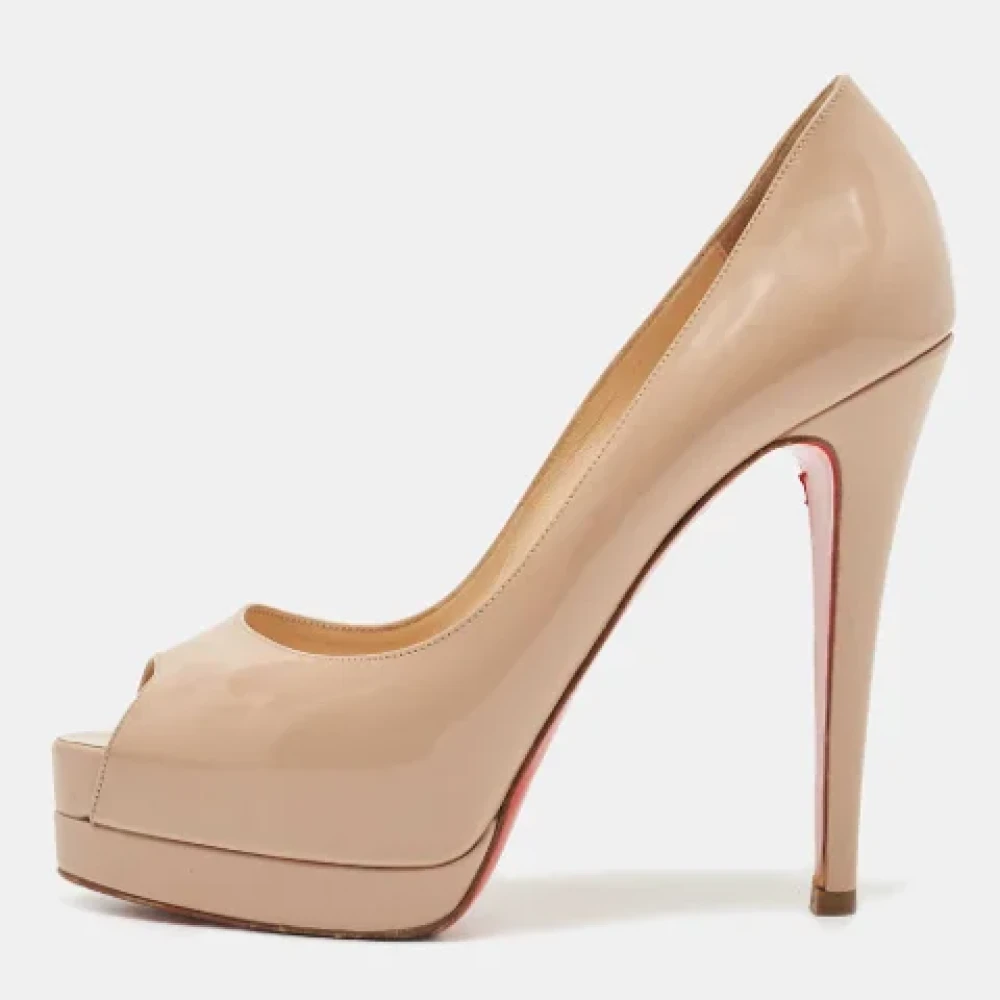 Louboutin hakken beige new arrivals