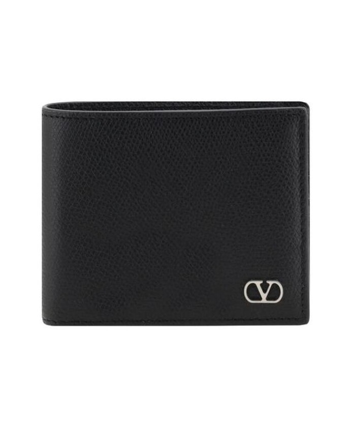 black-leather-rockstud-bifold-wallet