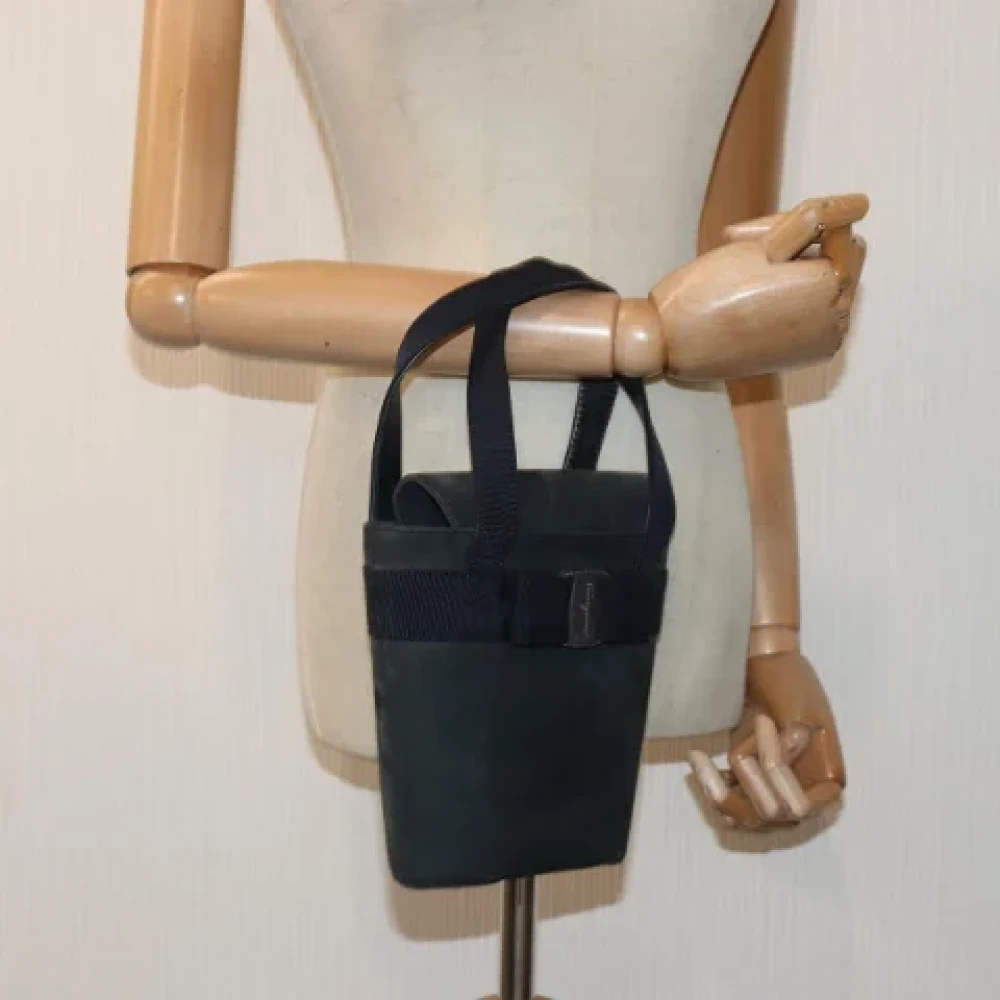 Salvatore Ferragamo Pre-owned Suede handbags Blue Dames