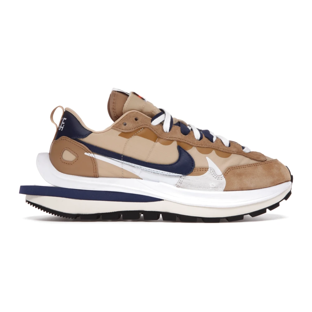 Nike - Shoes > Sneakers - Brown - Nike - Modalova