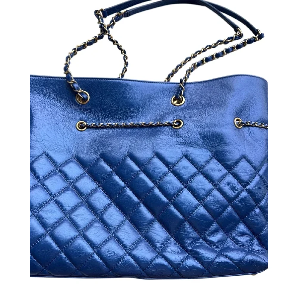 Chanel Vintage Pre-owned Leather totes Blue Dames