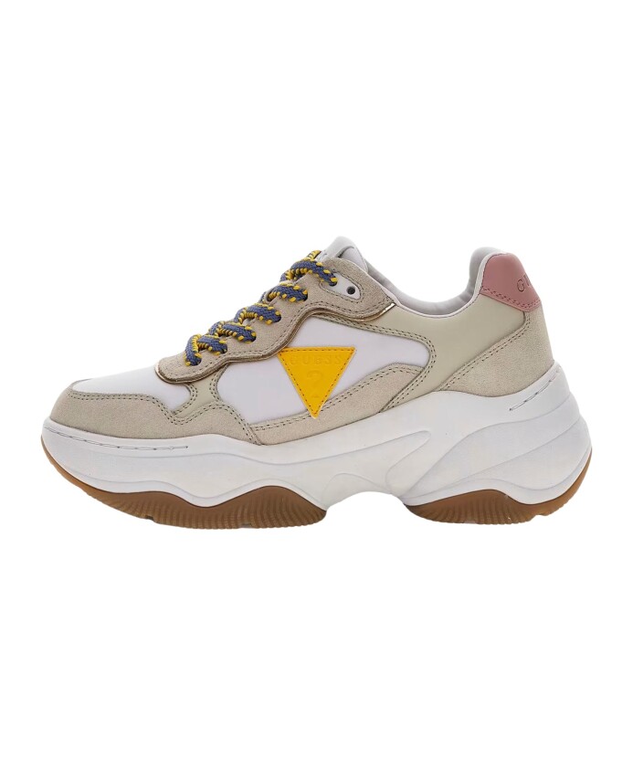 sneakers-runner-blanches-avec-details-en-daim