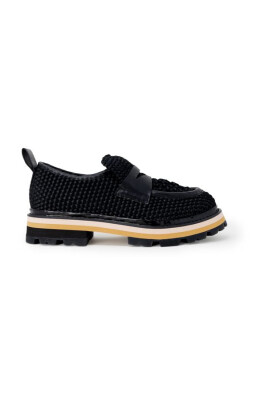 black-leather-flat-womenand-39-s-shoe