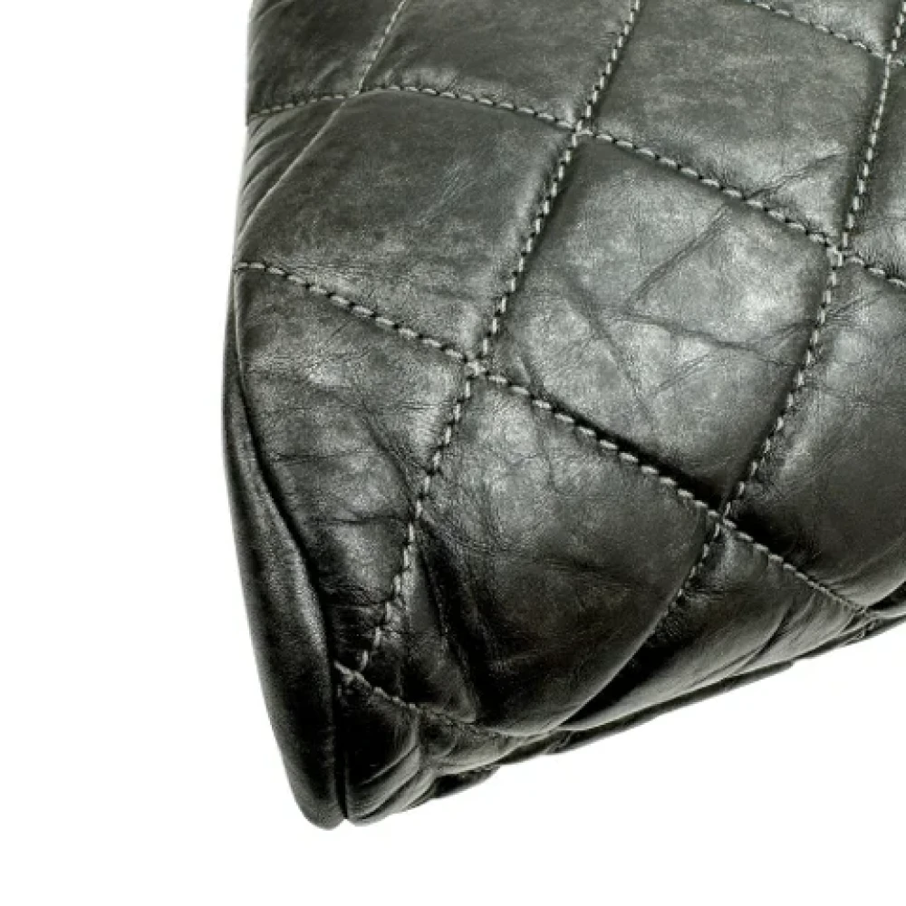 Chanel Vintage Pre-owned Leather totes Black Dames