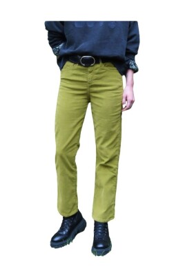high-waisted-straight-leg-jeans