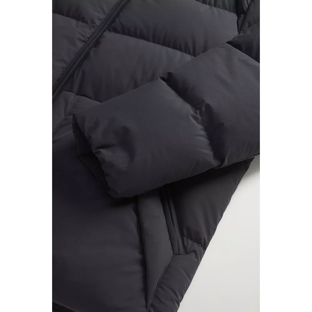 Woolrich Black Down Jacket Sierra Supreme Black Heren