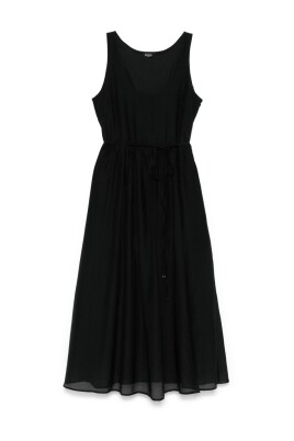 robe-emme-noire