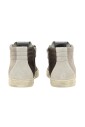 sneakers-en-daim-decoupe-au-laser
