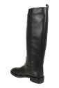 bottines-noires-a-plaque-metallique