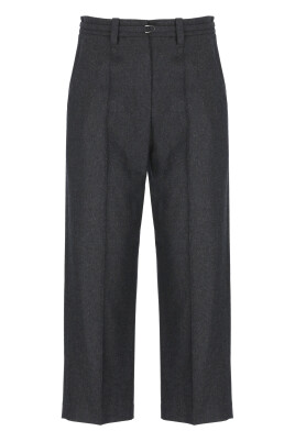 pantalon-en-laine-grise-avec-passants