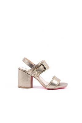 chic-block-heel-sandals-with-embellishments