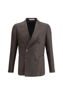 double-breasted-blazer-with-peaked-lapel-and-patch-pockets