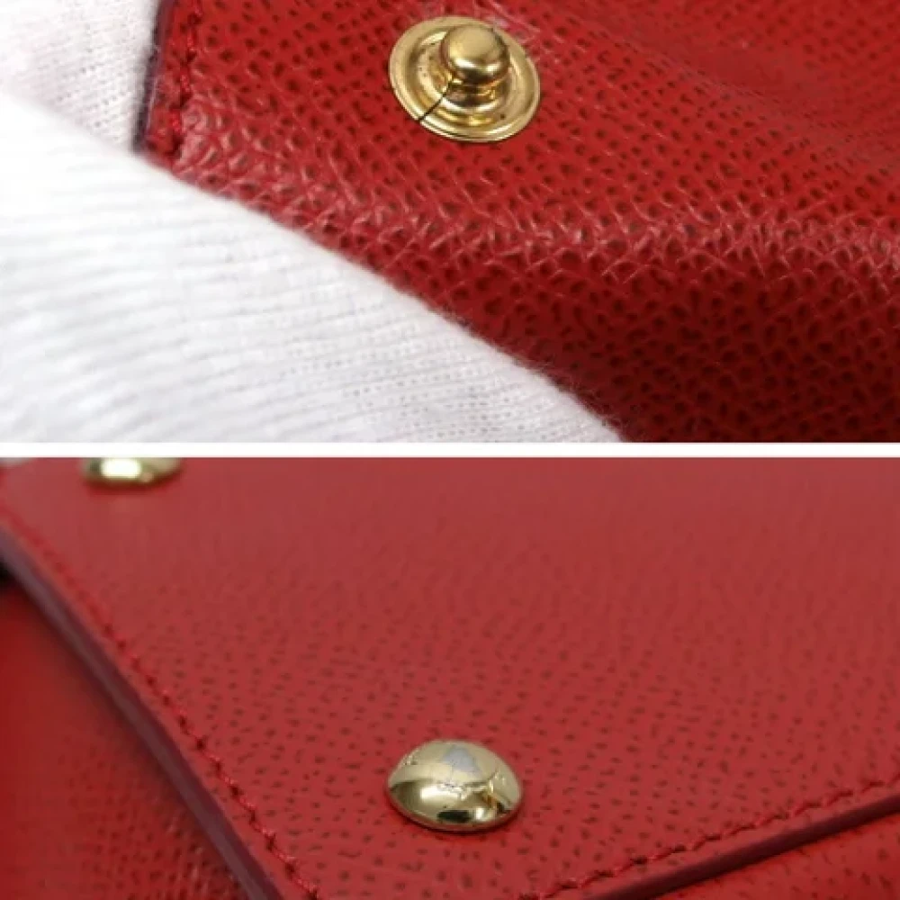 Salvatore Ferragamo Pre-owned Leather shoulder-bags Red Dames