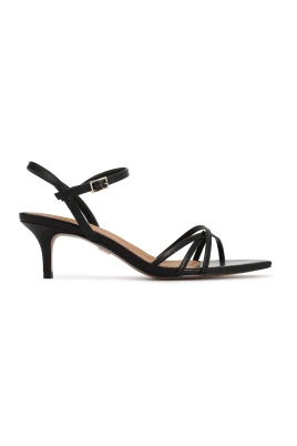 Pointed Toe Crisscross Sandal