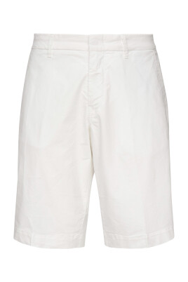 slim-fit-chino-shorts-in-white