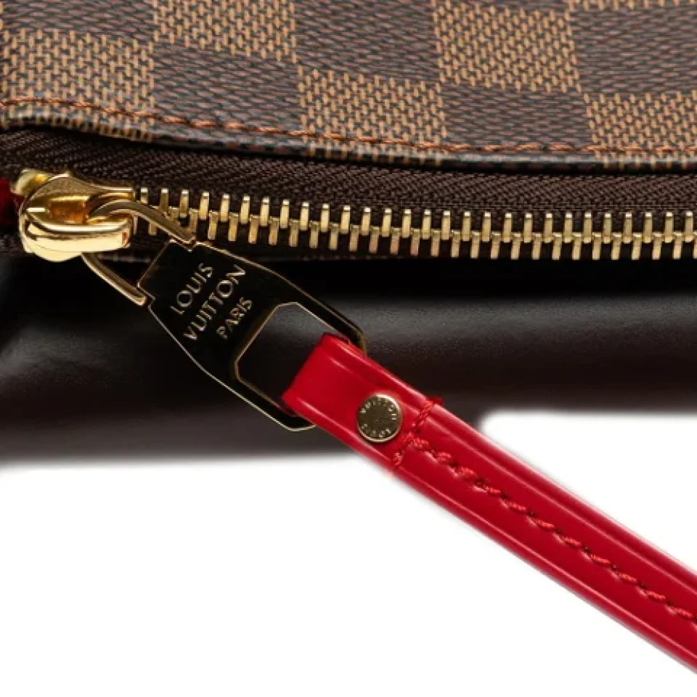 Louis Vuitton Vintage Pre-owned Plastic shoulder-bags Brown Dames