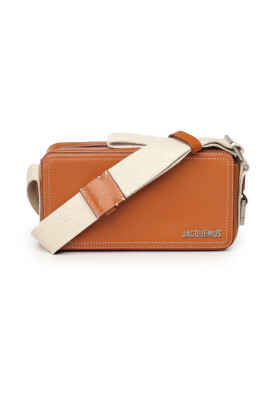 sac-bandouliere-structure-en-cuir