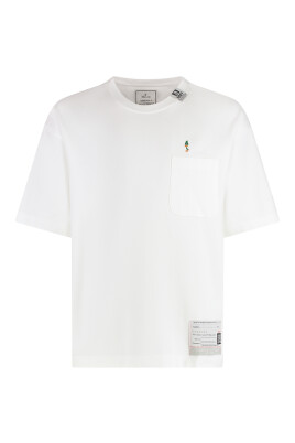 cotton-crew-neck-t-shirt-with-pocket