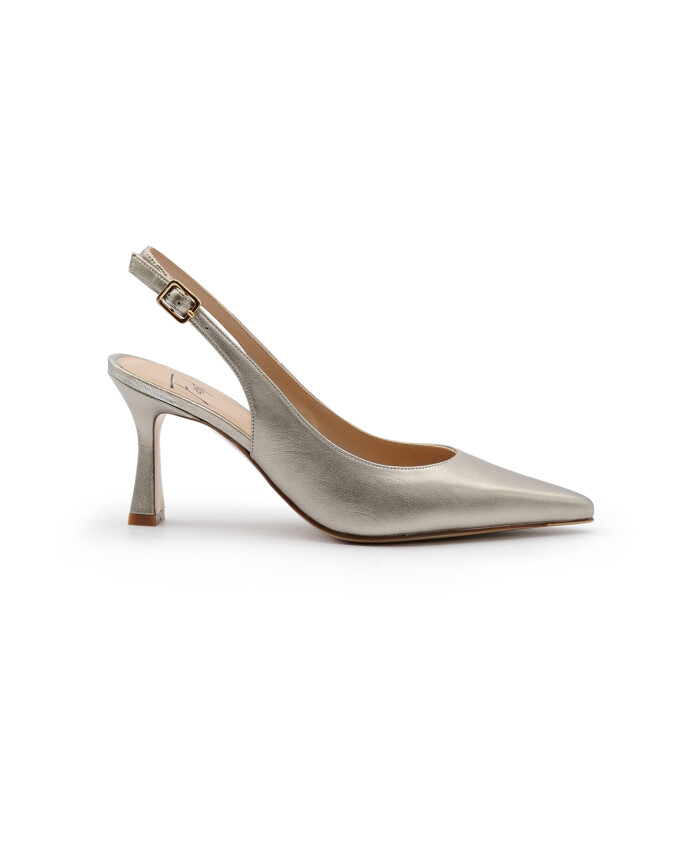 elegant-laminate-leather-sandals