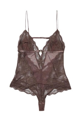 brown-lace-lingerie-set