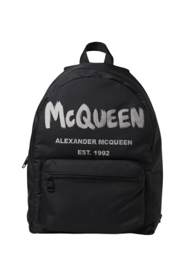 graffiti-style-backpack